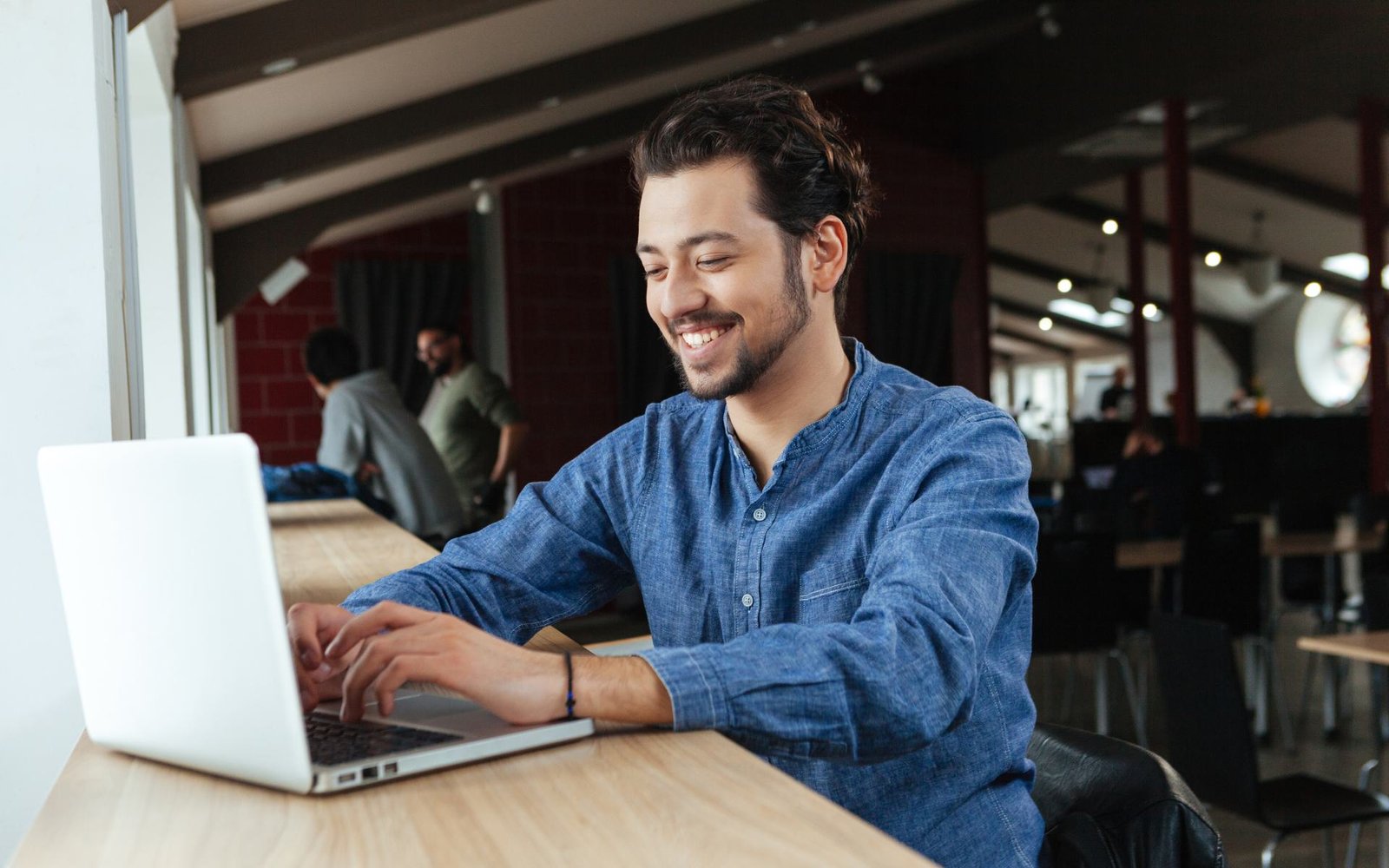 High-Performance Laptops on Rent in Noida for Developers